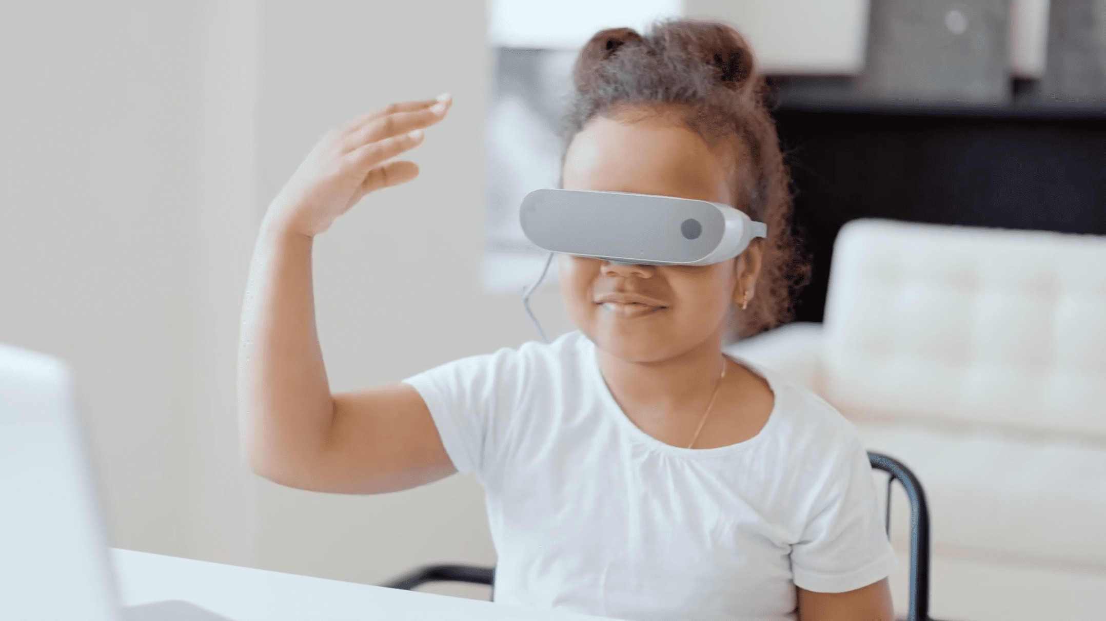 未來電影可用VR做呈現。